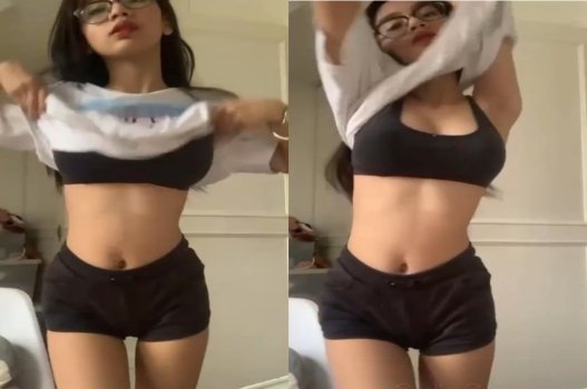 Clip nóng cô gái khoe khoảnh khắc thân mật cùng bạn trai gây bão mạng xã hội