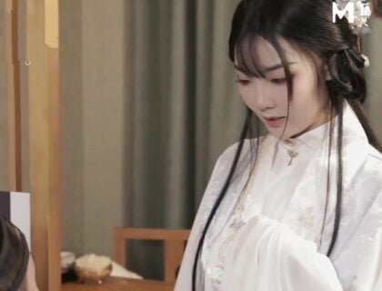 Khám Phá Vẻ Đẹp Khuynh Thế Của Cô Tiên Nữ Núi Tuyết