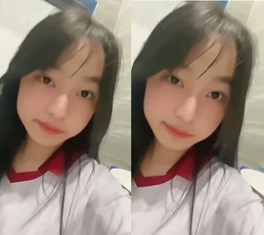 Thu Phương nắm bắt bướm trong nhà tắm